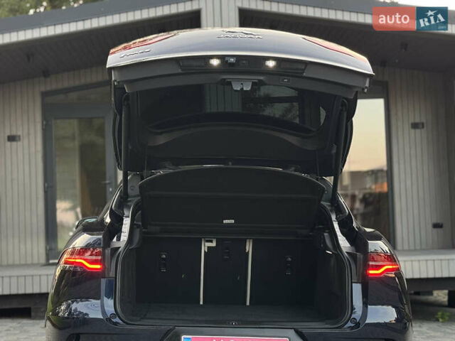 Синий Ягуар I-Pace, объемом двигателя 0 л и пробегом 190 тыс. км за 23500 $, фото 40 на Automoto.ua