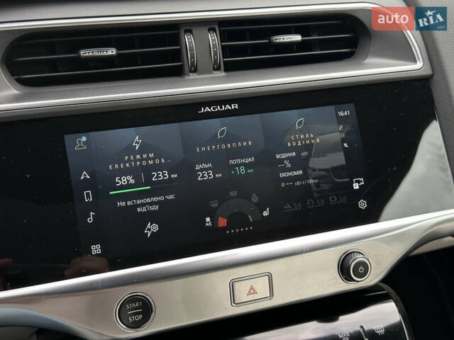 Синий Ягуар I-Pace, объемом двигателя 0 л и пробегом 107 тыс. км за 26500 $, фото 44 на Automoto.ua