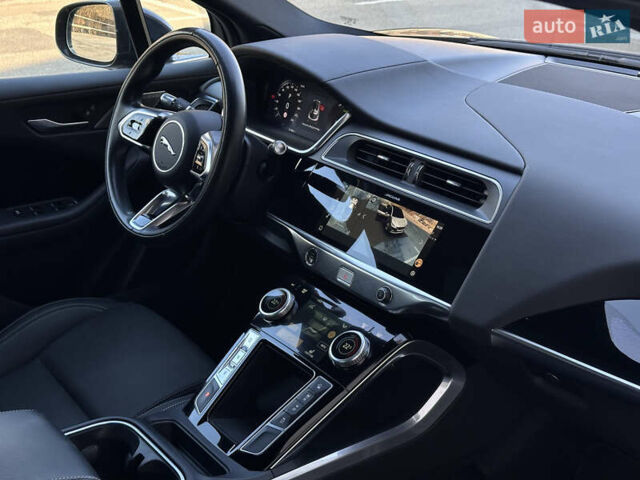 Синий Ягуар I-Pace, объемом двигателя 0 л и пробегом 117 тыс. км за 23500 $, фото 46 на Automoto.ua