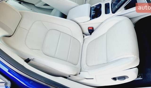 Синий Ягуар I-Pace, объемом двигателя 0 л и пробегом 99 тыс. км за 24999 $, фото 76 на Automoto.ua