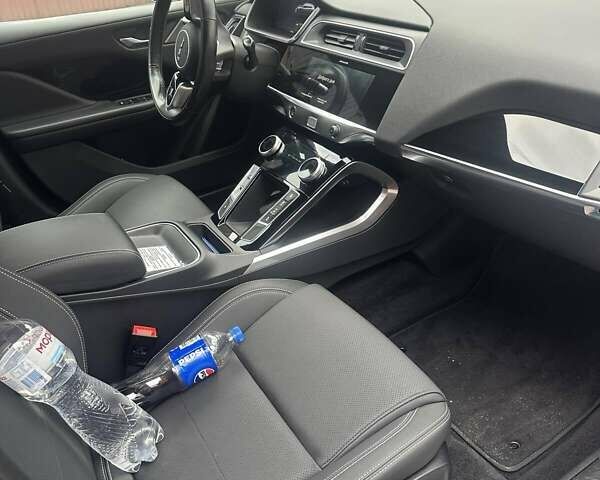 Синий Ягуар I-Pace, объемом двигателя 0 л и пробегом 92 тыс. км за 27299 $, фото 26 на Automoto.ua