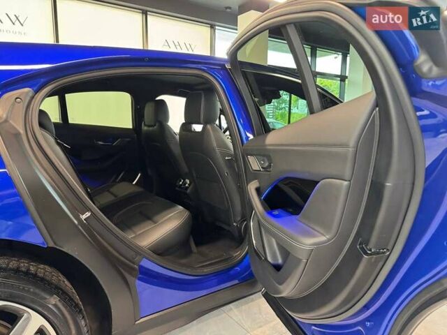 Синий Ягуар I-Pace, объемом двигателя 0 л и пробегом 68 тыс. км за 31900 $, фото 40 на Automoto.ua