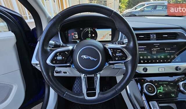 Синий Ягуар I-Pace, объемом двигателя 0 л и пробегом 121 тыс. км за 24999 $, фото 81 на Automoto.ua