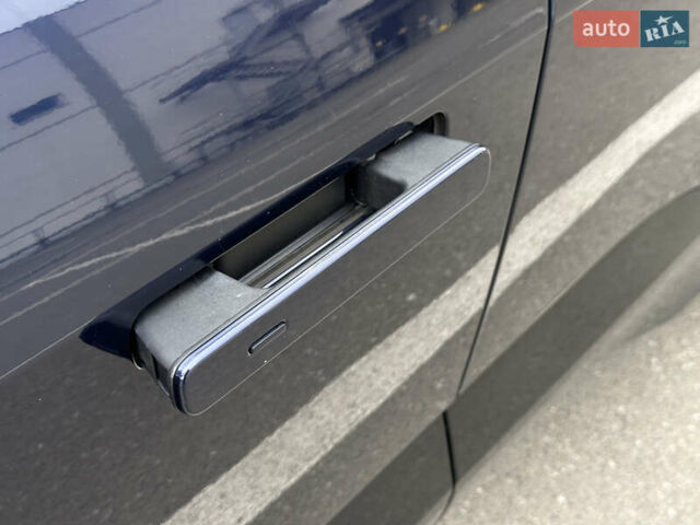 Синий Ягуар I-Pace, объемом двигателя 0 л и пробегом 107 тыс. км за 26500 $, фото 19 на Automoto.ua