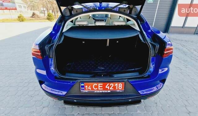 Синий Ягуар I-Pace, объемом двигателя 0 л и пробегом 99 тыс. км за 24999 $, фото 87 на Automoto.ua