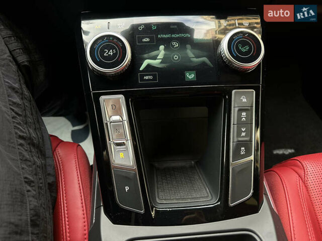 Ягуар I-Pace 2020 в Киеве на Automoto.ua Синий Ягуар I-Pace, объемом двигателя 0 л и пробегом 62 тыс. км за 28900 $, фото 47 на Automoto.ua