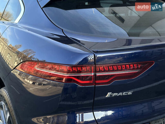 Синий Ягуар I-Pace, объемом двигателя 0 л и пробегом 117 тыс. км за 23500 $, фото 24 на Automoto.ua