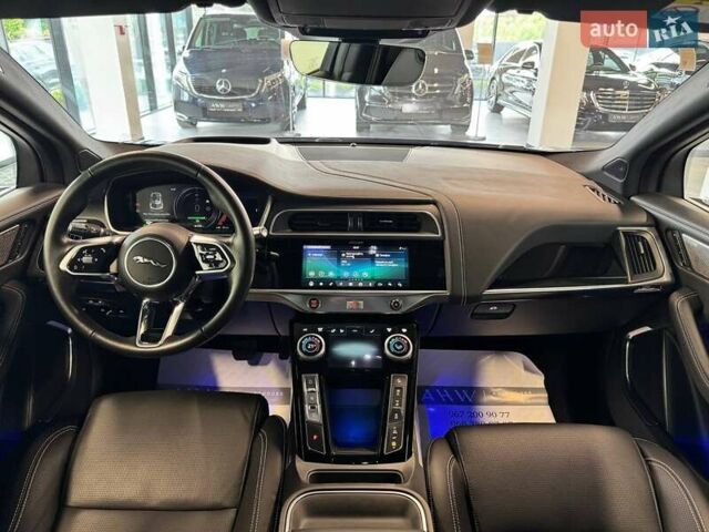 Синий Ягуар I-Pace, объемом двигателя 0 л и пробегом 68 тыс. км за 31900 $, фото 43 на Automoto.ua