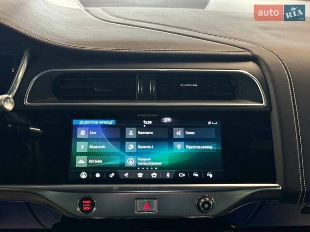 Синий Ягуар I-Pace, объемом двигателя 0 л и пробегом 68 тыс. км за 31900 $, фото 47 на Automoto.ua