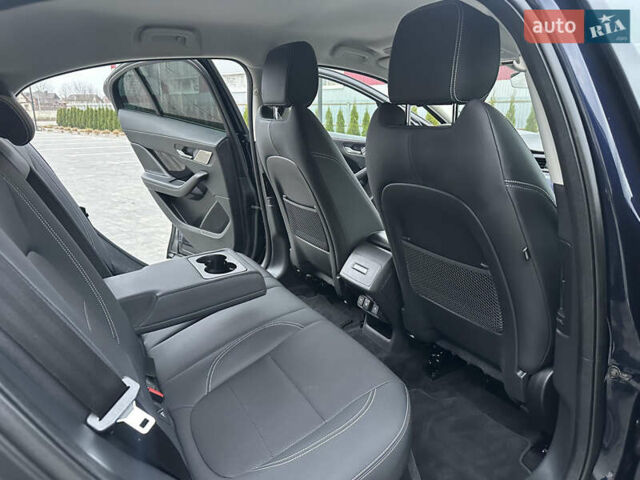 Синій Ягуар I-Pace, об'ємом двигуна 0 л та пробігом 118 тис. км за 24674 $, фото 22 на Automoto.ua