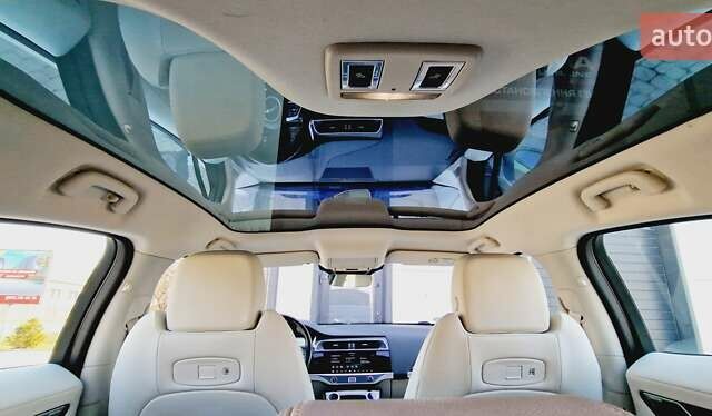 Синий Ягуар I-Pace, объемом двигателя 0 л и пробегом 99 тыс. км за 24999 $, фото 86 на Automoto.ua