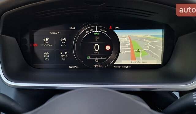 Синий Ягуар I-Pace, объемом двигателя 0 л и пробегом 99 тыс. км за 24999 $, фото 92 на Automoto.ua