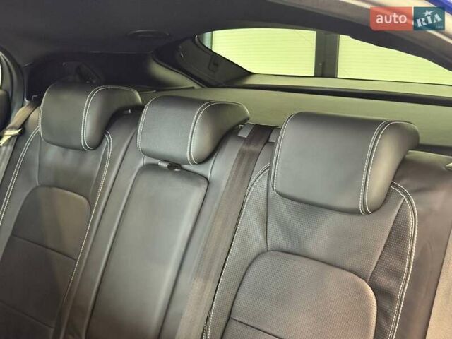 Синий Ягуар I-Pace, объемом двигателя 0 л и пробегом 68 тыс. км за 31900 $, фото 31 на Automoto.ua