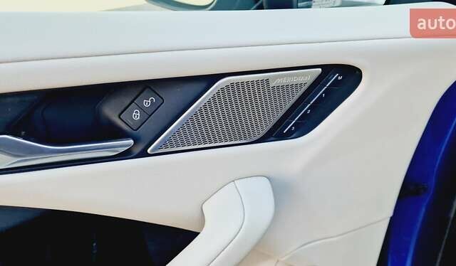 Синий Ягуар I-Pace, объемом двигателя 0 л и пробегом 99 тыс. км за 24999 $, фото 50 на Automoto.ua