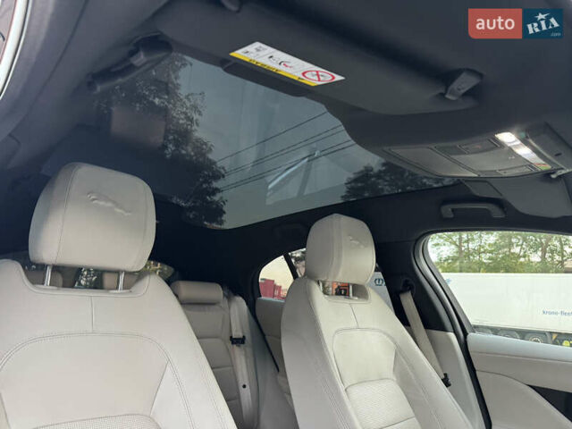 Синий Ягуар I-Pace, объемом двигателя 0 л и пробегом 190 тыс. км за 23500 $, фото 67 на Automoto.ua