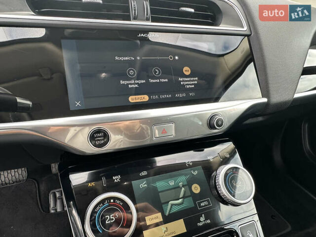 Синій Ягуар I-Pace, об'ємом двигуна 0 л та пробігом 118 тис. км за 24674 $, фото 46 на Automoto.ua