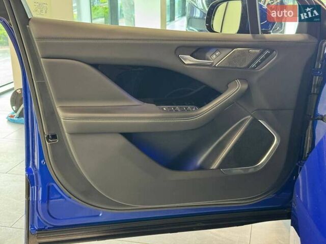 Синий Ягуар I-Pace, объемом двигателя 0 л и пробегом 68 тыс. км за 31900 $, фото 17 на Automoto.ua