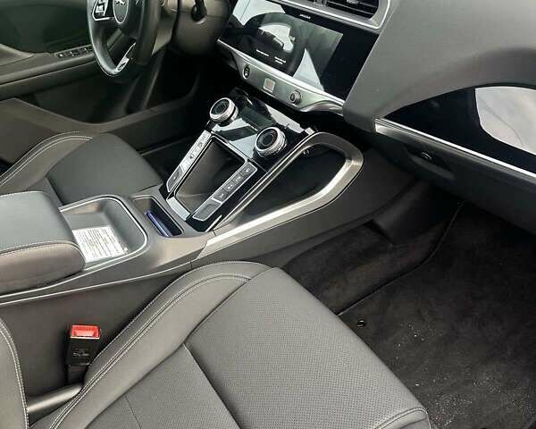 Синий Ягуар I-Pace, объемом двигателя 0 л и пробегом 92 тыс. км за 27299 $, фото 13 на Automoto.ua