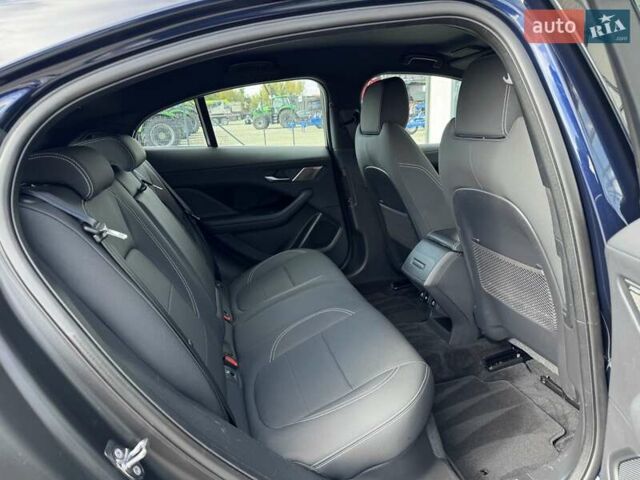 Ягуар I-Pace 2021 в Тернополе на Automoto.ua Синий Ягуар I-Pace, объемом двигателя 0 л и пробегом 90 тыс. км за 25900 $, фото 63 на Automoto.ua