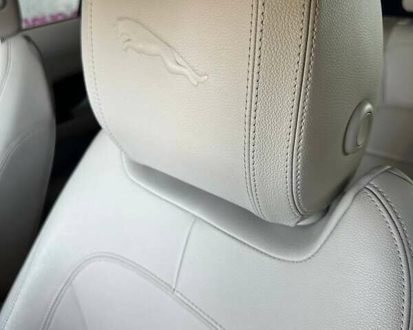 Синий Ягуар I-Pace, объемом двигателя 0 л и пробегом 82 тыс. км за 33900 $, фото 23 на Automoto.ua