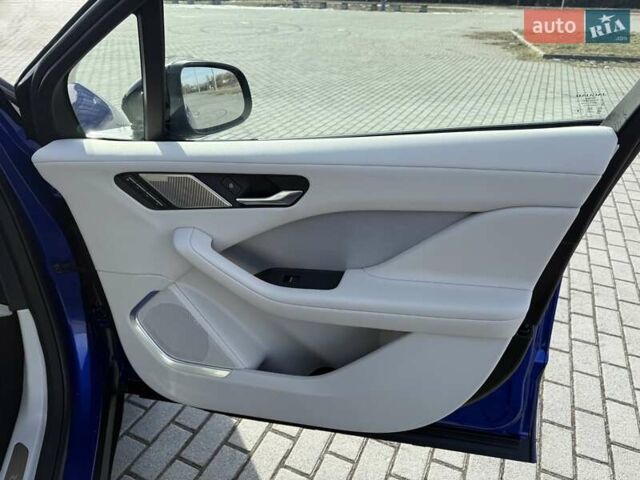 Синий Ягуар I-Pace, объемом двигателя 0 л и пробегом 84 тыс. км за 30900 $, фото 55 на Automoto.ua