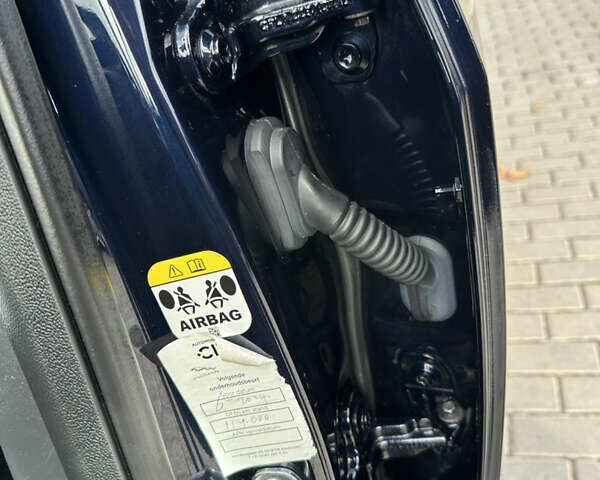 Синій Ягуар I-Pace, об'ємом двигуна 0 л та пробігом 118 тис. км за 23992 $, фото 71 на Automoto.ua