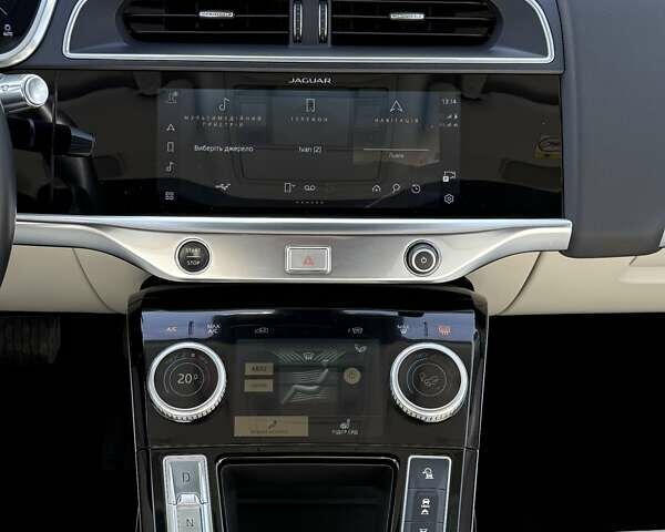Синий Ягуар I-Pace, объемом двигателя 0 л и пробегом 84 тыс. км за 30900 $, фото 53 на Automoto.ua