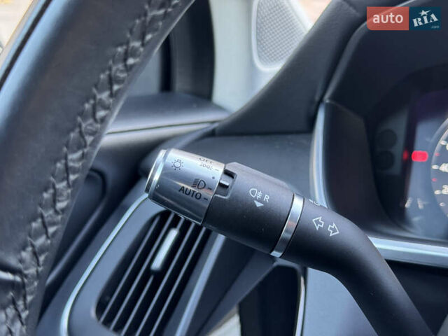 Синій Ягуар I-Pace, об'ємом двигуна 0 л та пробігом 90 тис. км за 24300 $, фото 28 на Automoto.ua