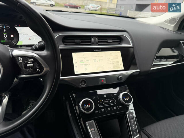 Синий Ягуар I-Pace, объемом двигателя 0 л и пробегом 137 тыс. км за 27500 $, фото 29 на Automoto.ua