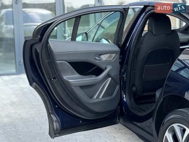 Ягуар I-Pace 2021 в Тернополе на Automoto.ua Синий Ягуар I-Pace, объемом двигателя 0 л и пробегом 90 тыс. км за 25900 $, фото 61 на Automoto.ua
