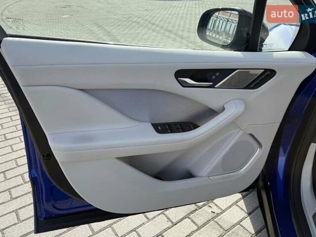 Синий Ягуар I-Pace, объемом двигателя 0 л и пробегом 84 тыс. км за 30900 $, фото 36 на Automoto.ua