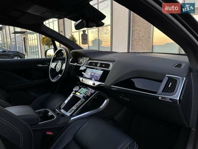 Синий Ягуар I-Pace, объемом двигателя 0 л и пробегом 81 тыс. км за 29500 $, фото 56 на Automoto.ua