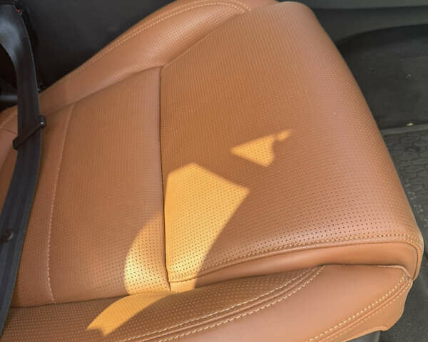 Синий Ягуар I-Pace, объемом двигателя 0 л и пробегом 38 тыс. км за 43800 $, фото 7 на Automoto.ua