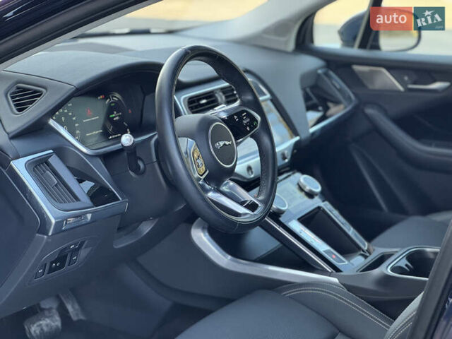 Синий Ягуар I-Pace, объемом двигателя 0 л и пробегом 90 тыс. км за 24300 $, фото 23 на Automoto.ua