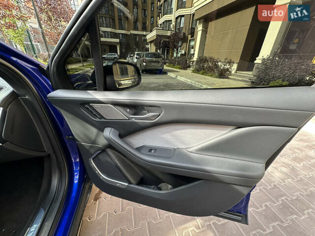 Синий Ягуар I-Pace, объемом двигателя 0 л и пробегом 69 тыс. км за 38900 $, фото 28 на Automoto.ua