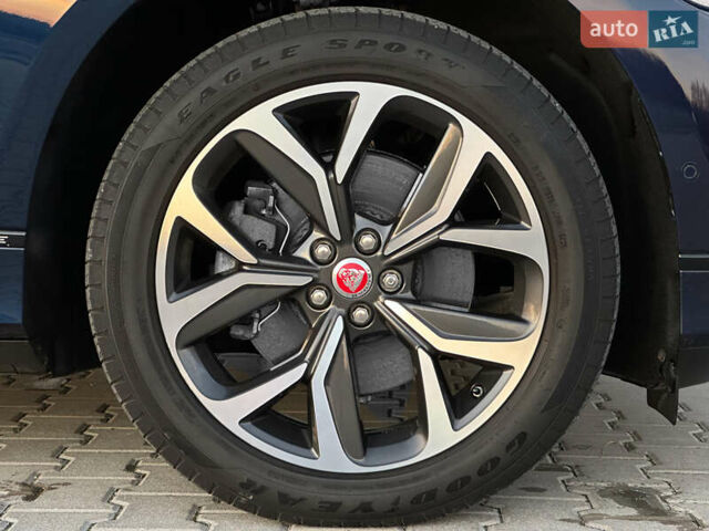 Синий Ягуар I-Pace, объемом двигателя 0 л и пробегом 81 тыс. км за 29500 $, фото 39 на Automoto.ua