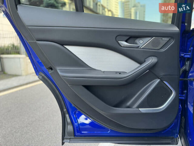 Синий Ягуар I-Pace, объемом двигателя 0 л и пробегом 65 тыс. км за 32700 $, фото 55 на Automoto.ua
