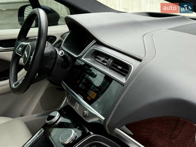 Синий Ягуар I-Pace, объемом двигателя 0 л и пробегом 38 тыс. км за 36320 $, фото 31 на Automoto.ua