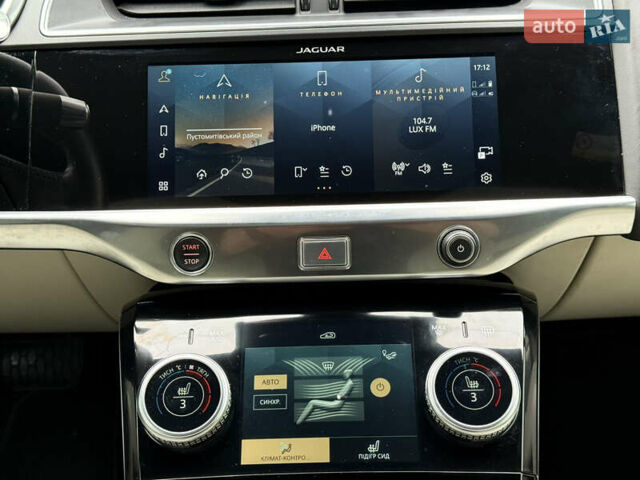 Синий Ягуар I-Pace, объемом двигателя 0 л и пробегом 38 тыс. км за 36320 $, фото 38 на Automoto.ua