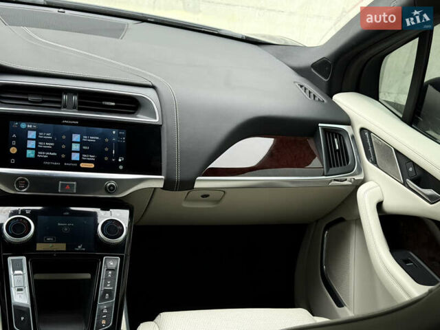 Синий Ягуар I-Pace, объемом двигателя 0 л и пробегом 38 тыс. км за 36320 $, фото 35 на Automoto.ua