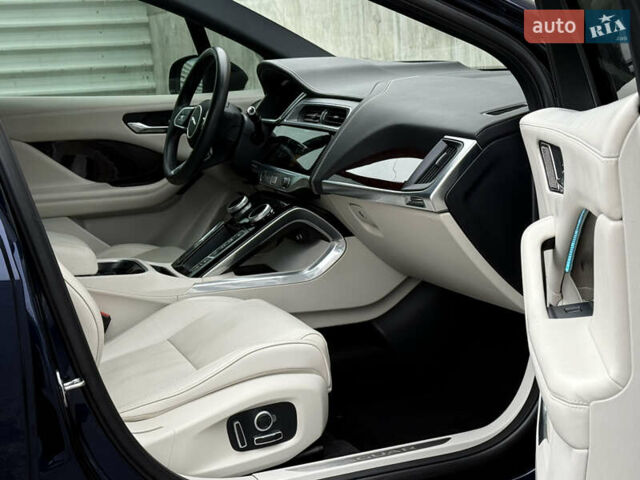 Синий Ягуар I-Pace, объемом двигателя 0 л и пробегом 38 тыс. км за 36320 $, фото 28 на Automoto.ua