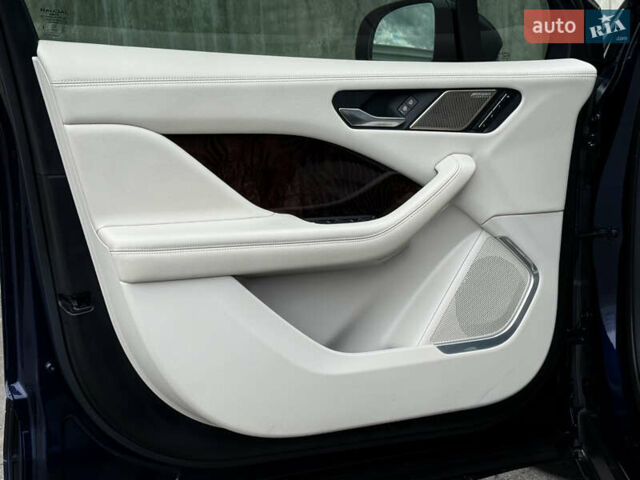 Синий Ягуар I-Pace, объемом двигателя 0 л и пробегом 38 тыс. км за 36320 $, фото 19 на Automoto.ua