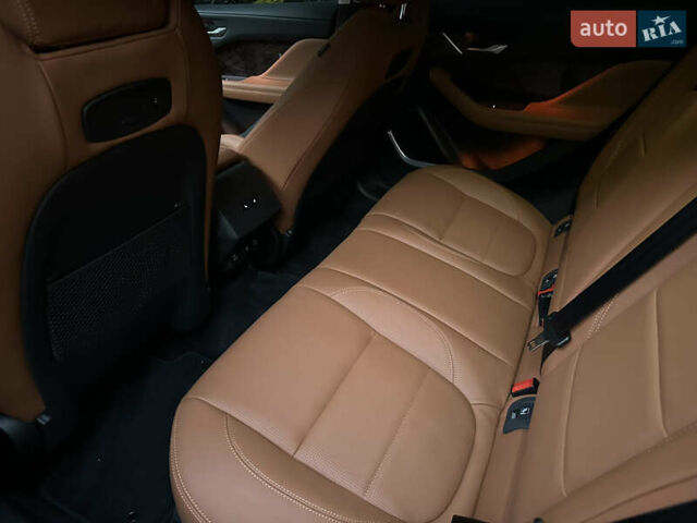 Синий Ягуар I-Pace, объемом двигателя 0 л и пробегом 25 тыс. км за 45100 $, фото 26 на Automoto.ua