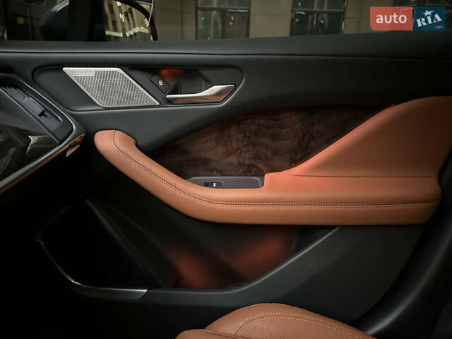 Синий Ягуар I-Pace, объемом двигателя 0 л и пробегом 25 тыс. км за 45100 $, фото 23 на Automoto.ua