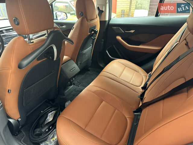 Ягуар I-Pace 2023 в Киеве на Automoto.ua Синий Ягуар I-Pace, объемом двигателя 0 л и пробегом 25 тыс. км за 45500 $, фото 10 на Automoto.ua