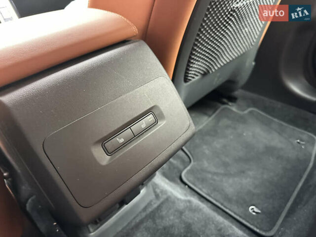 Ягуар I-Pace 2023 в Киеве на Automoto.ua Синий Ягуар I-Pace, объемом двигателя 0 л и пробегом 25 тыс. км за 45500 $, фото 12 на Automoto.ua