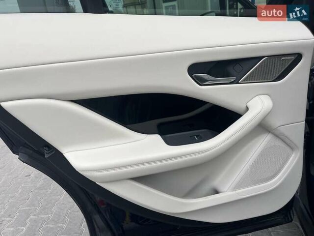 Синий Ягуар I-Pace, объемом двигателя 0 л и пробегом 25 тыс. км за 36499 $, фото 10 на Automoto.ua