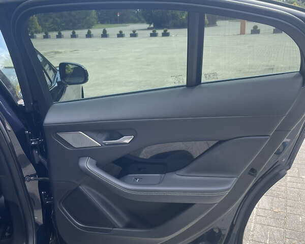 Синий Ягуар I-Pace, объемом двигателя 0 л и пробегом 15 тыс. км за 44990 $, фото 21 на Automoto.ua