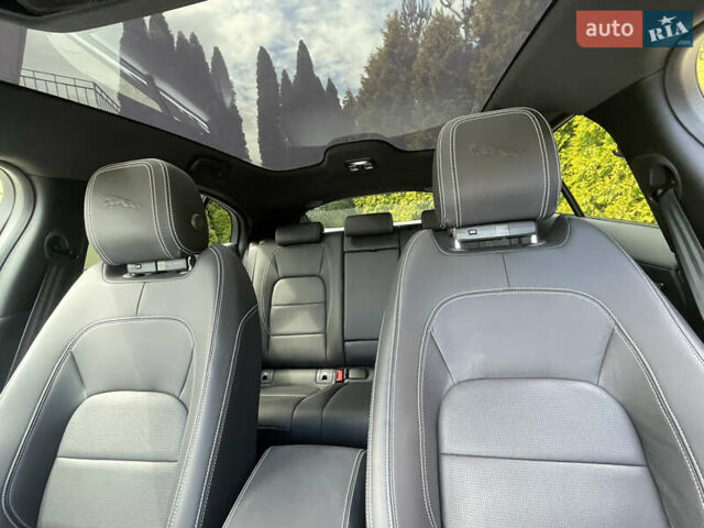 Синий Ягуар I-Pace, объемом двигателя 0 л и пробегом 15 тыс. км за 44990 $, фото 9 на Automoto.ua
