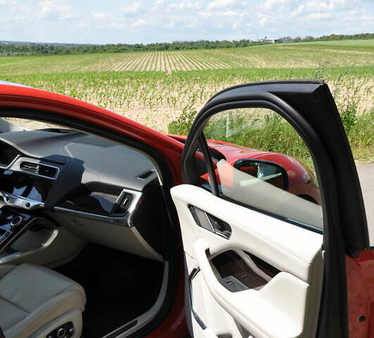 Помаранчевий Ягуар I-Pace, об'ємом двигуна 0 л та пробігом 42 тис. км за 26999 $, фото 40 на Automoto.ua
